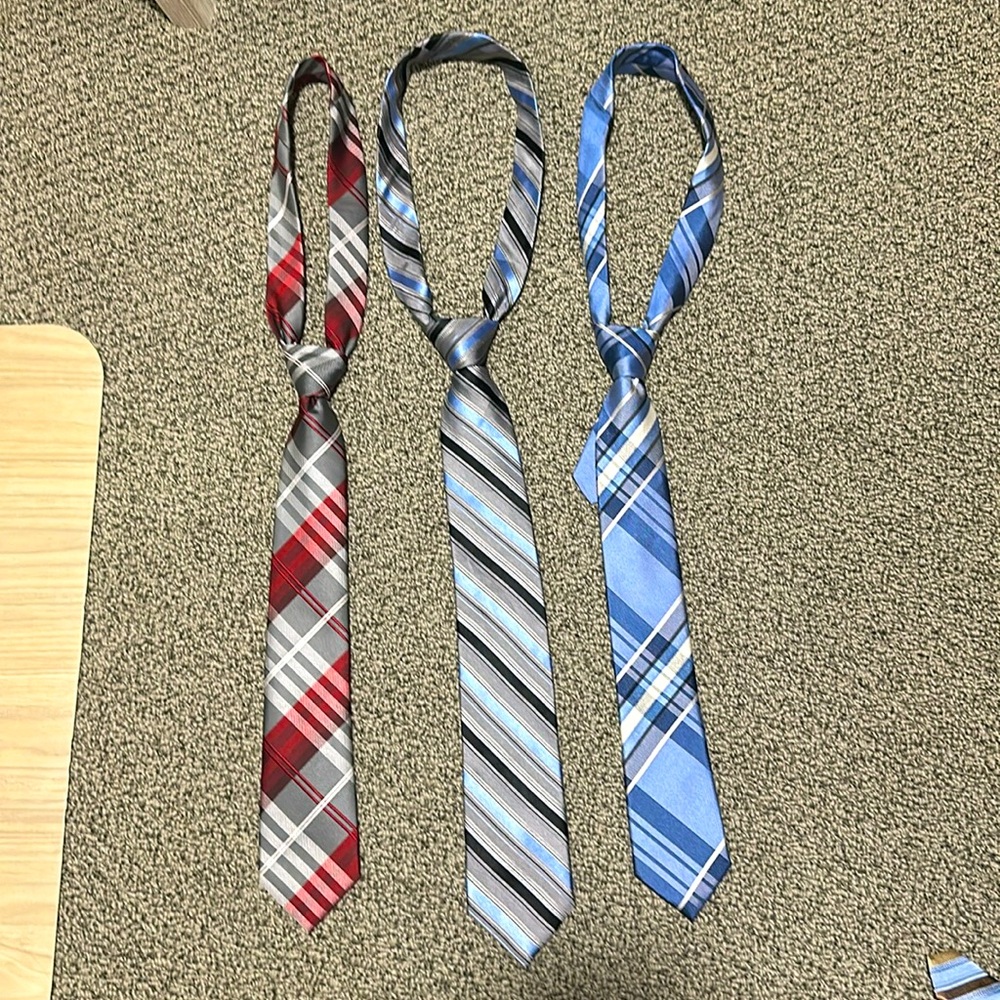 Bundle! Men’s Ties. Geoffrey Beene, Stafford Performance, Kenneth Cole Reaction